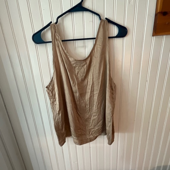 Vintage Victoria’s Secret Silk Camisole (M) - Picture 3 of 3